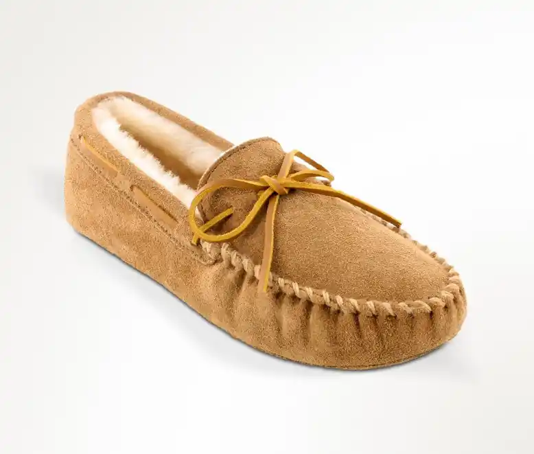 Men's Minnetonka Sheepskin Softsole Moc Slipper #3711XMINN