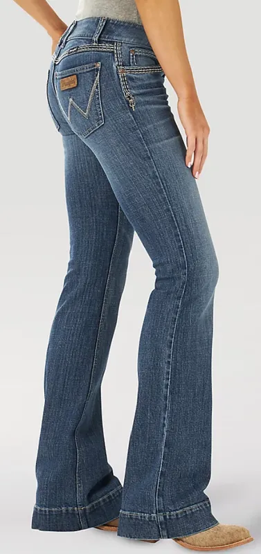 Women's Wrangler Retro Sadie Trouser Jean #112317287-C