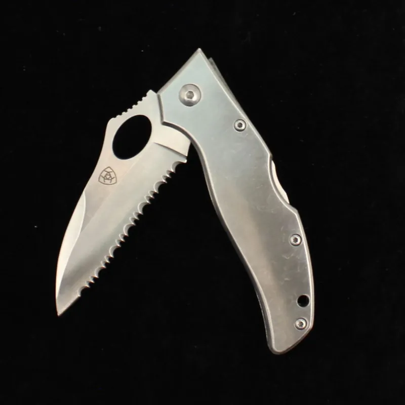 Ariat Serrated Folding Knife #A710010036 - M&F WESTERN PRODUCTS