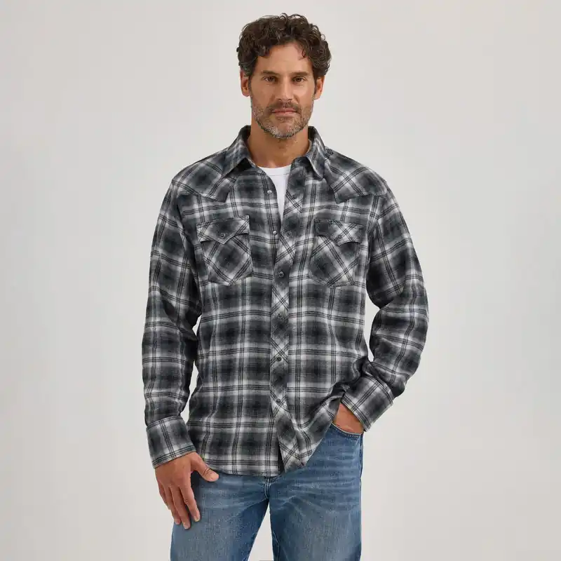 Men's Wrangler Retro Snap Front Shirt #112368071