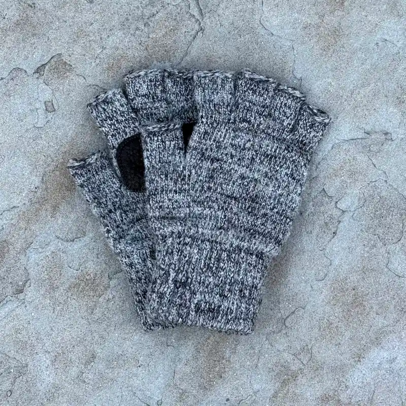 Fingerless Glove w/ Deer Skin - Charcoal Tweed w/Black