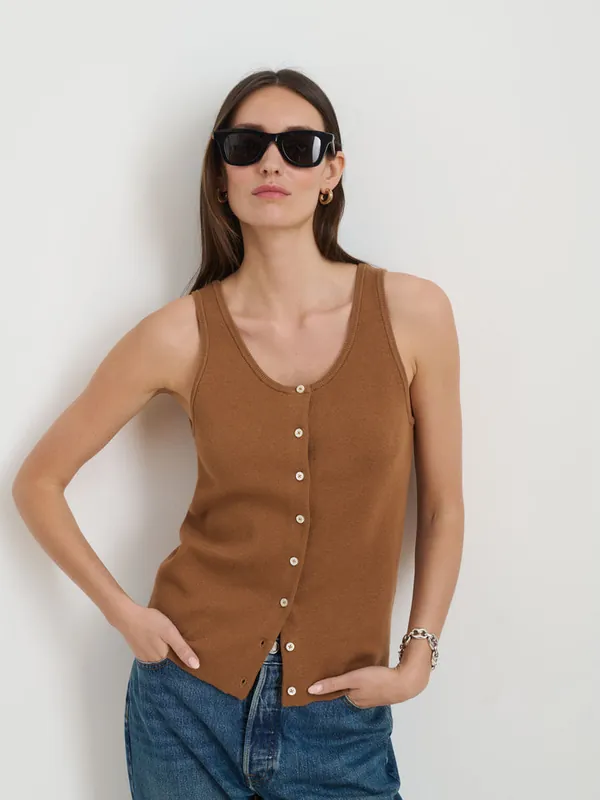 Louisa Vest in Cotton Cashmere: Mochaccino - Alex Mill