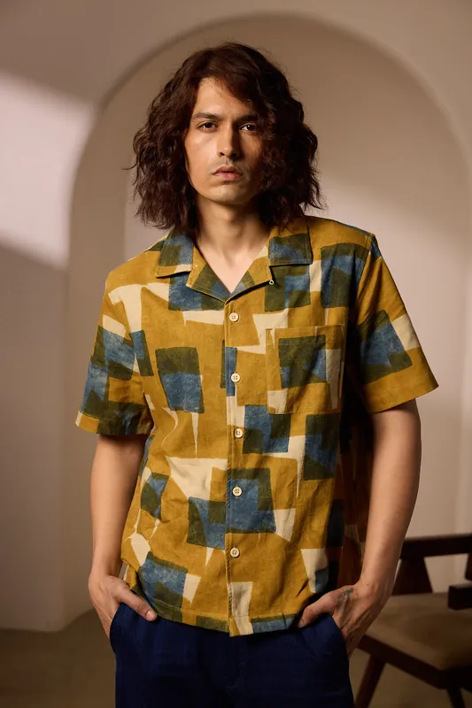 Khushi Camp Shirt - Kora in Tile Abstract Multi