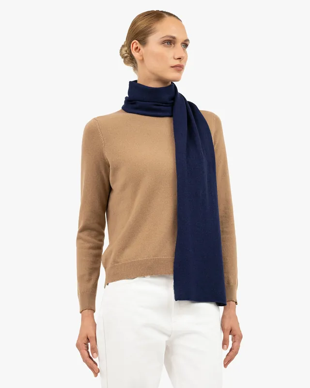 Women's Essential Scarf - Blue