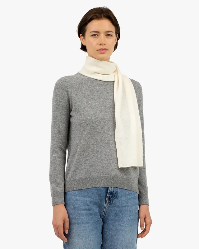 Women's Essential Scarf - White