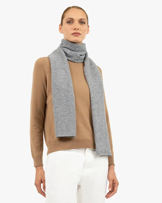 Women's Essential Maxi Scarf - Medium Grey