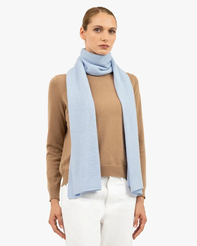 Women's Essential Maxi Scarf - Light Blue