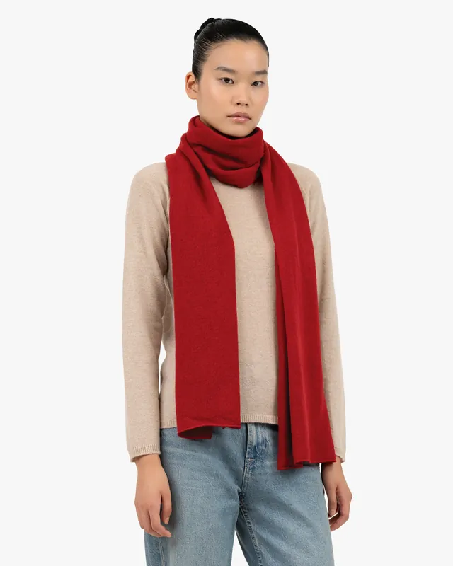 Women's Essential Maxi Scarf - Red