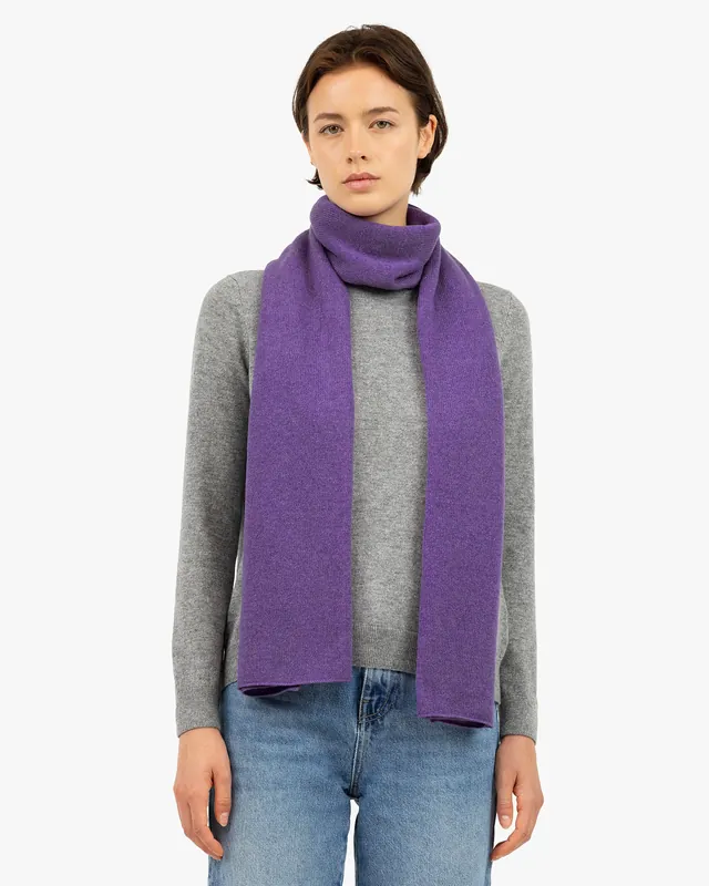 Women's Essential Maxi Scarf - Purple