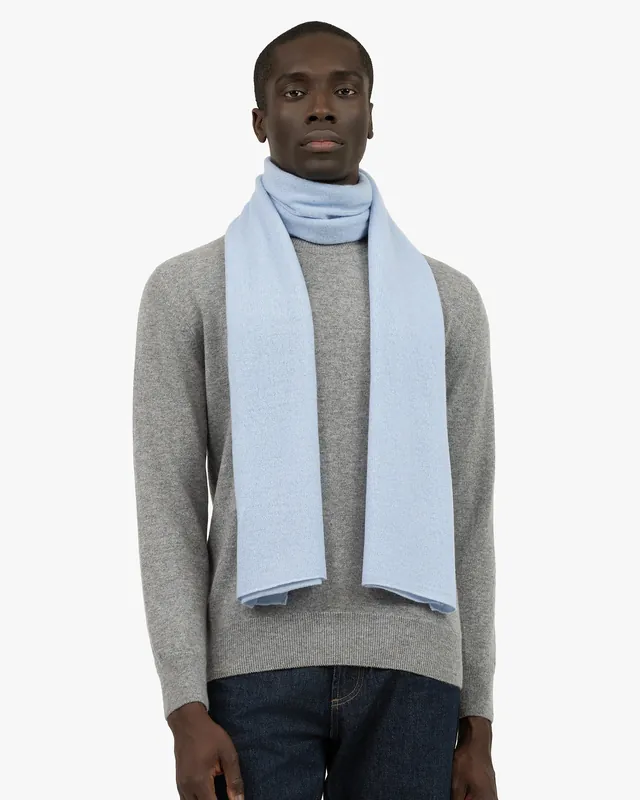 Men's Essential Maxi Scarf - Light Blue