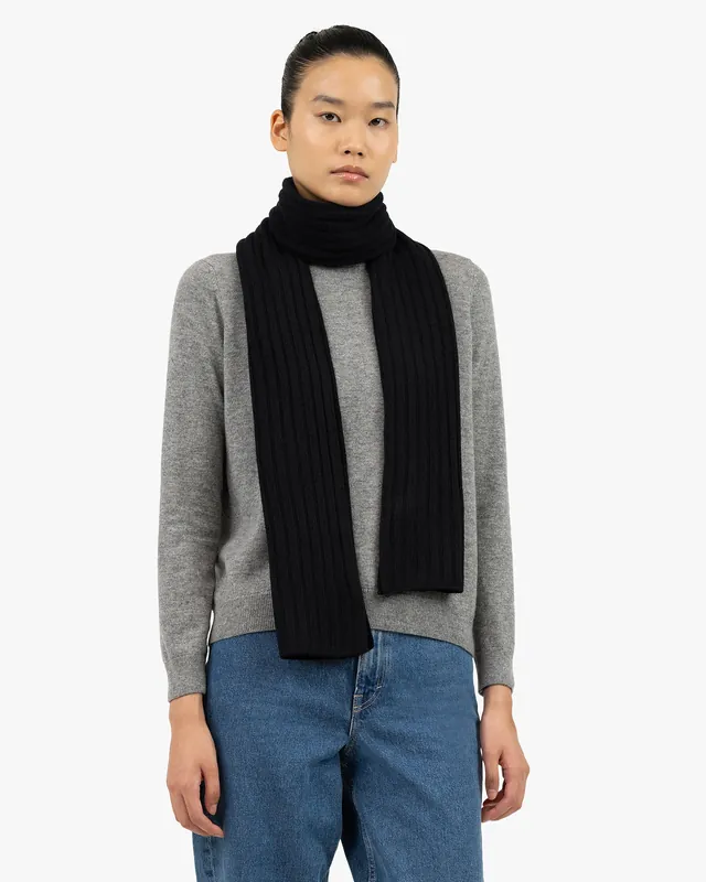 Women's Ribbed Scarf - Black