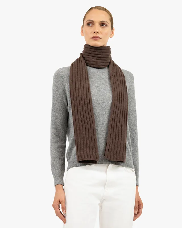 Women's Ribbed Scarf - Brown