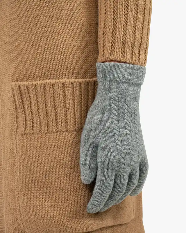 Cable Knit Gloves - Medium Grey