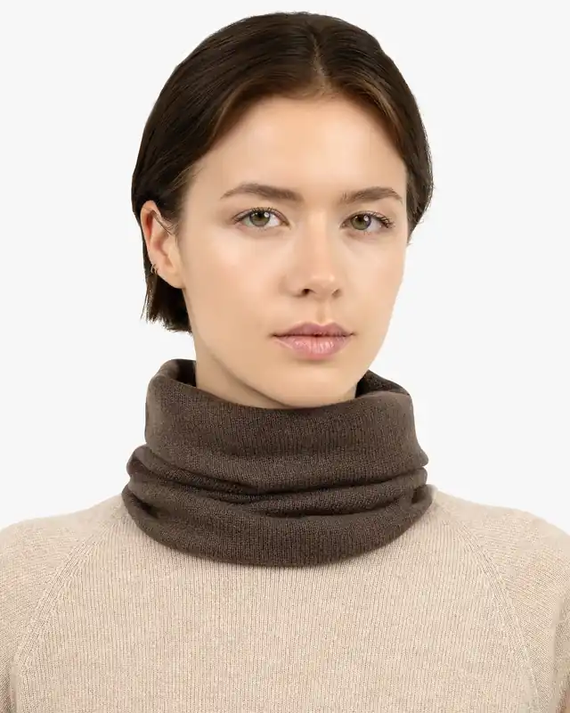 Essential Neck Warmer - Brown