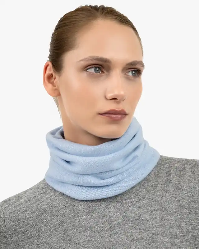 Essential Neck Warmer - Light Blue