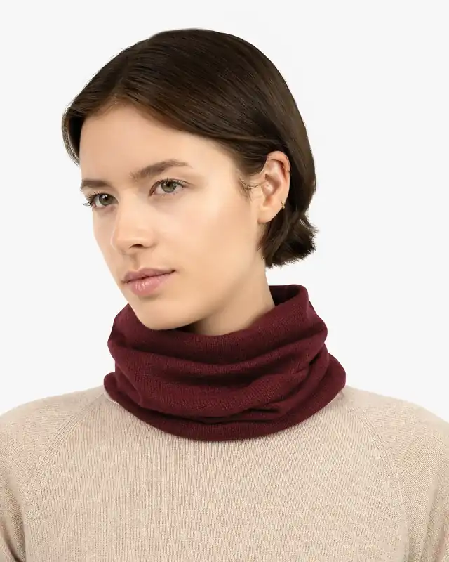 Essential Neck Warmer - Bordeaux