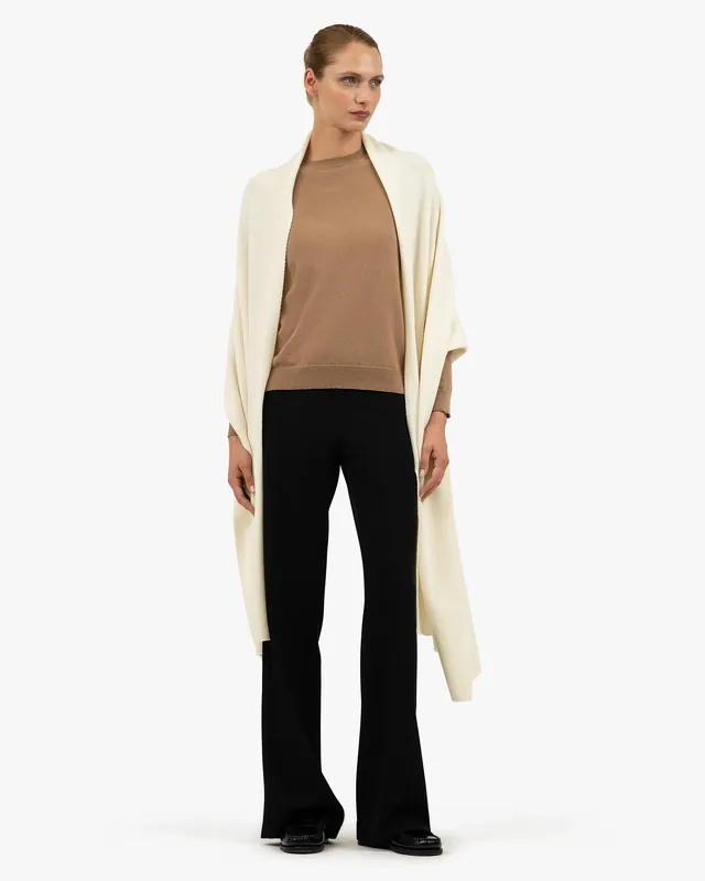 Courmayeur Maxi Wrap - White