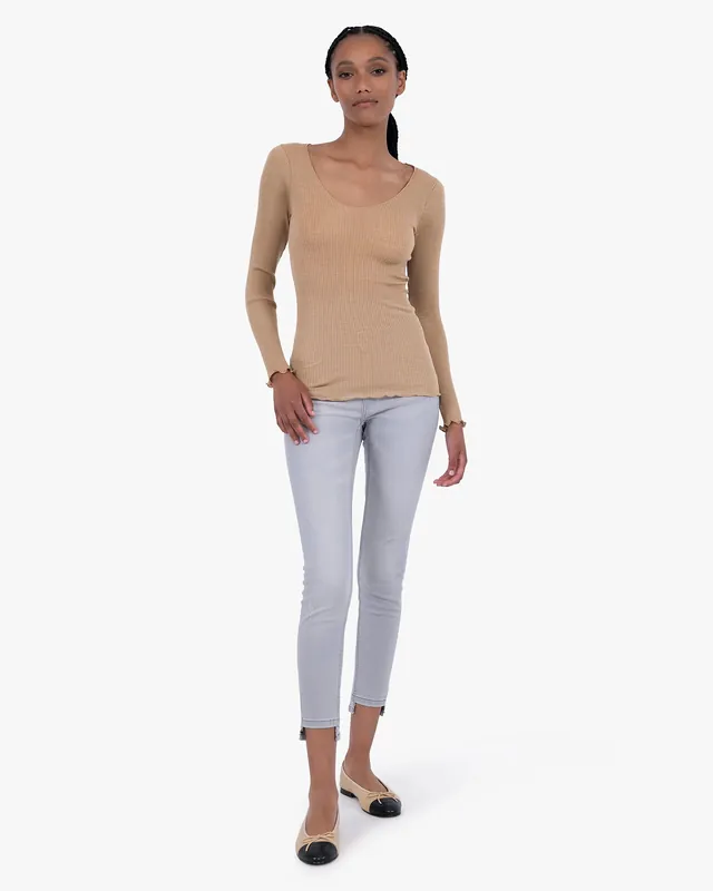 Pleated V-Neck - Camel