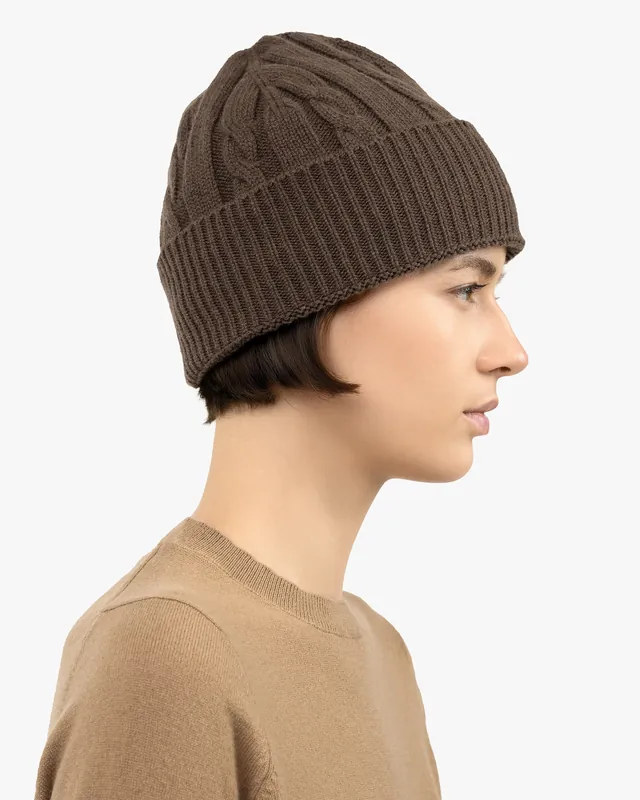 Women's Cable Knit Hat - Brown