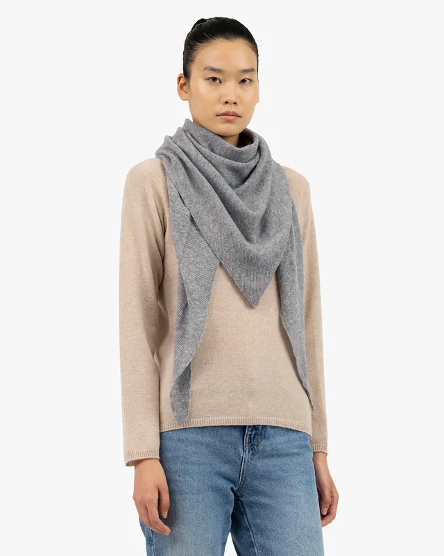 Maxi Triangle Scarf - Medium Grey
