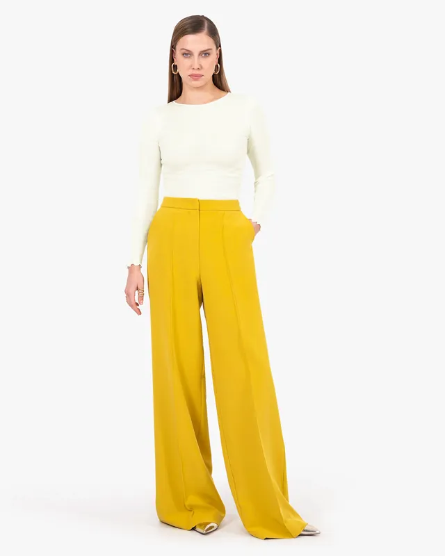 Crew Neck Pleated Top - White