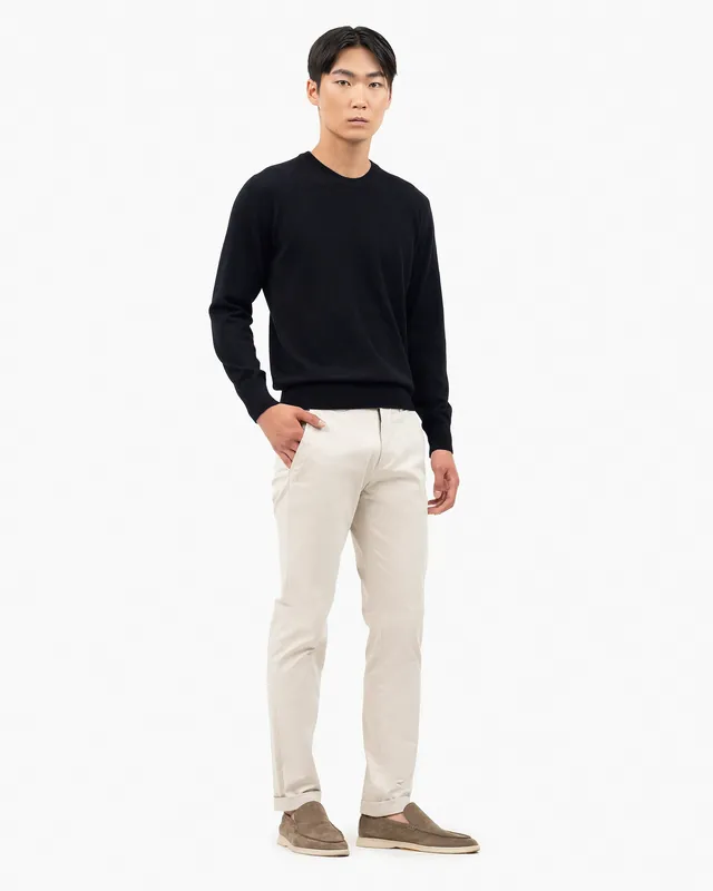 Men's Classic Crew Neck Sweater - Black