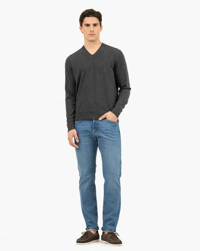 Men's Classic V-Neck Sweater - Charcoal