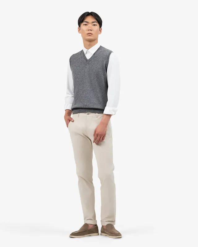 Men's Classic V-Neck Vest - Medium Grey