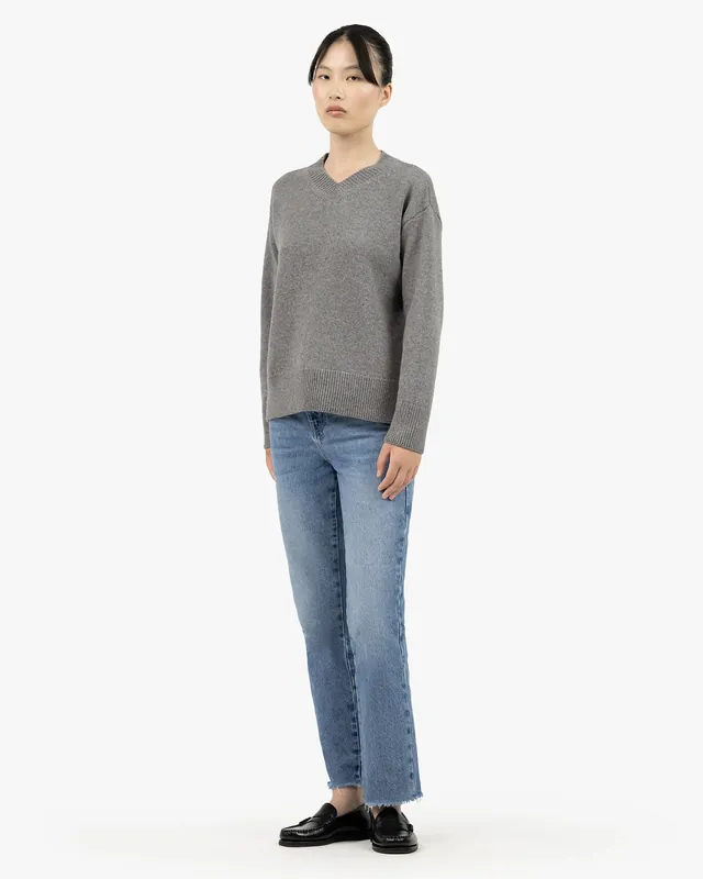 Women's Funes V-Neck Sweater - Grey
