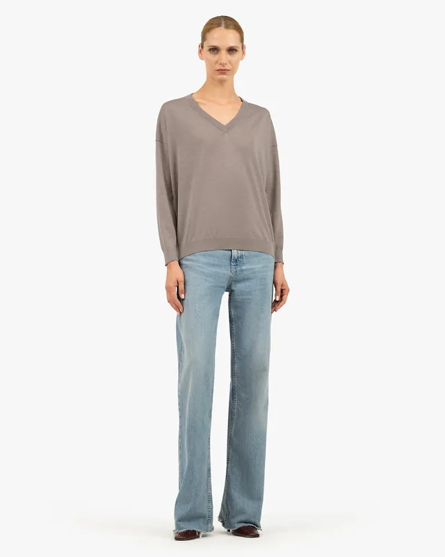 Women's Belvoir V-Neck Sweater - Beige