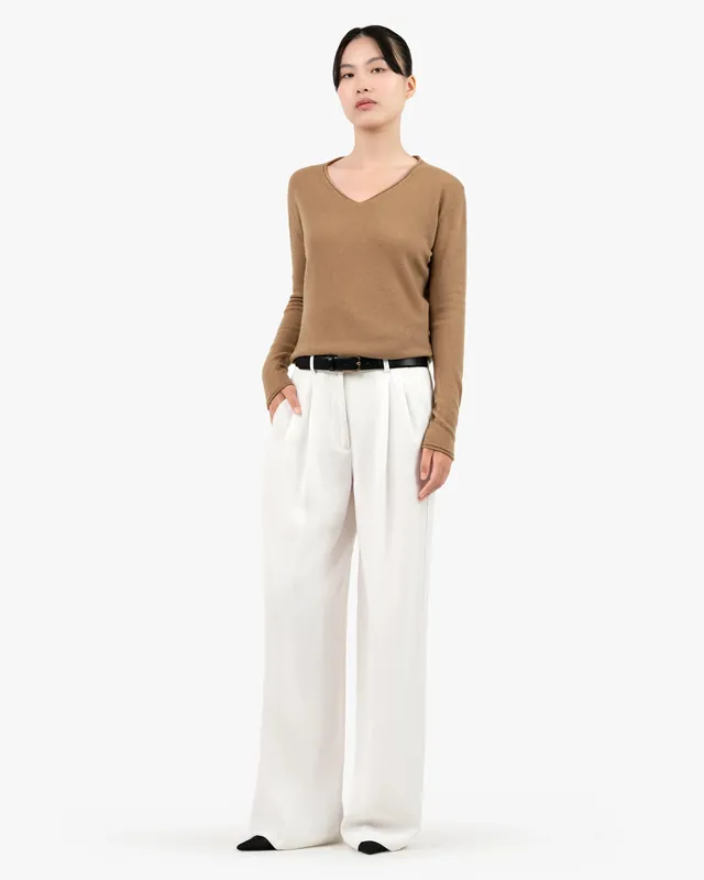 Lightness V-Neck Sweater - Night Blue - Archive