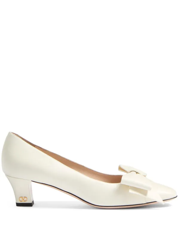 Bowow Leather Pumps - Valentino Garavani