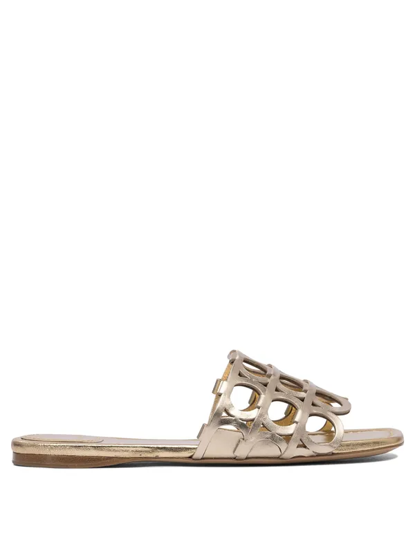 Low Leather Sandals Gold - Ferragamo