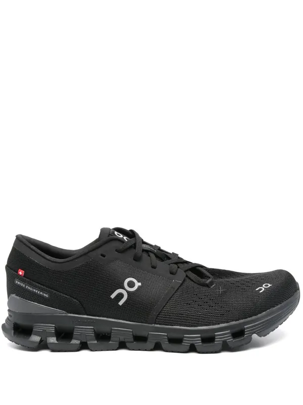 Cloud X 4 Sneakers - On