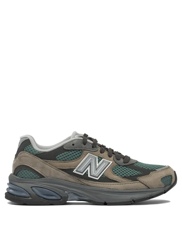 2010 Sneakers & Slip-On Grey