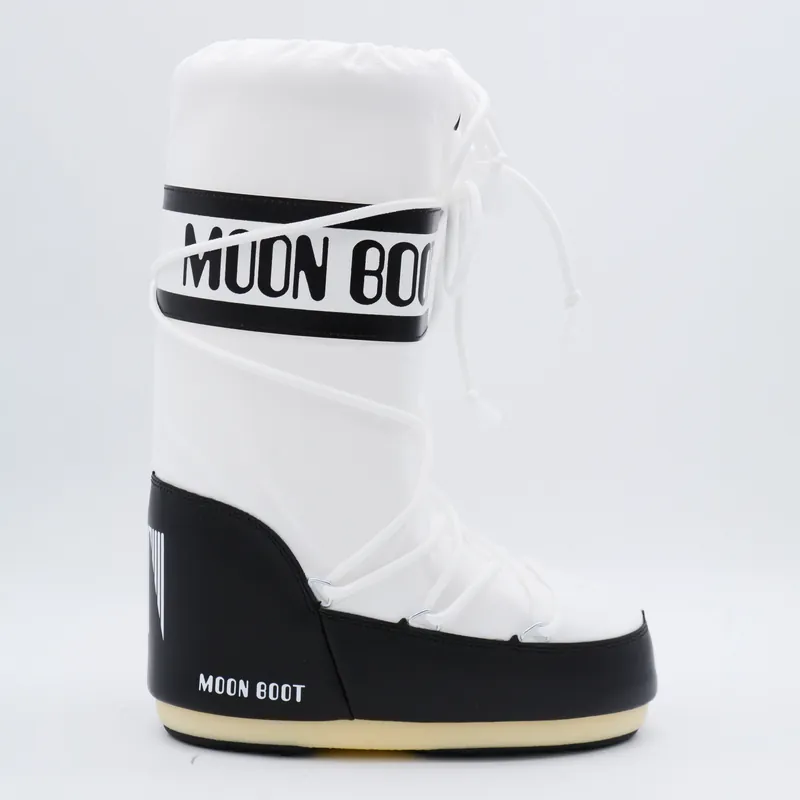 Boots Black/White - Moon Boot