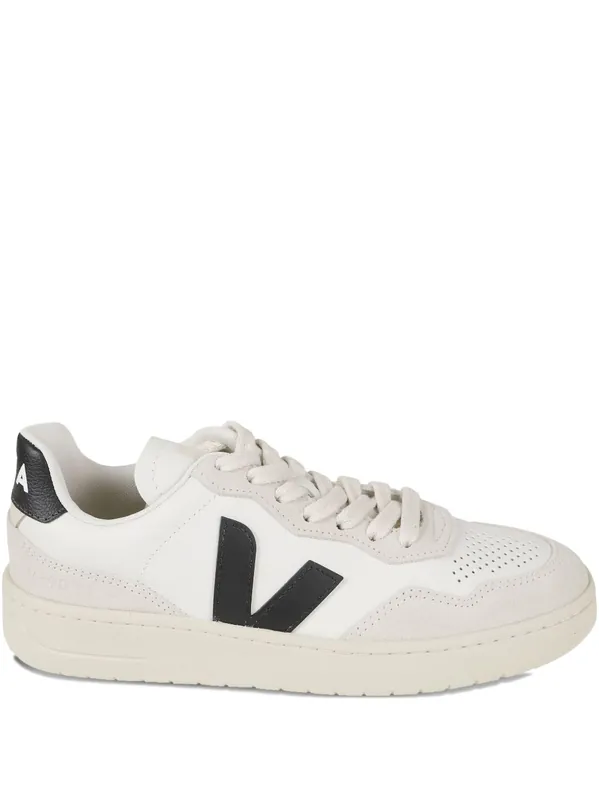 V-90 Sneakers
