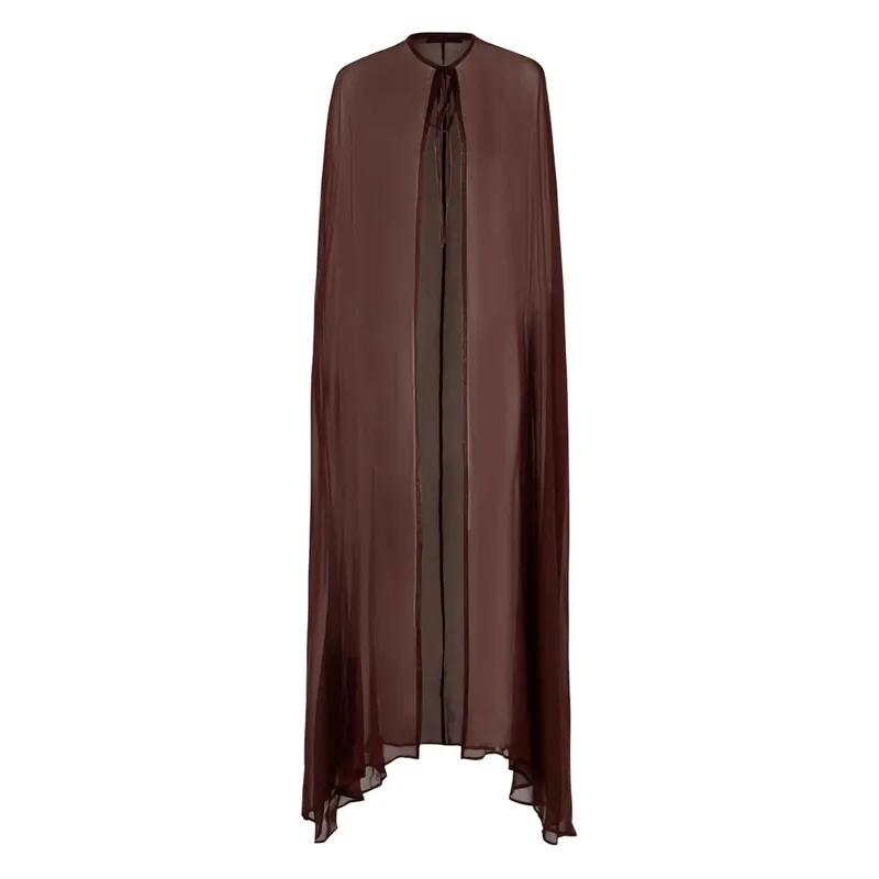 Capes Red - Raquel Diniz