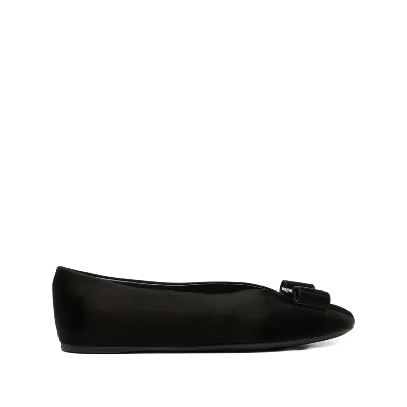 Shoes Black - Ferragamo