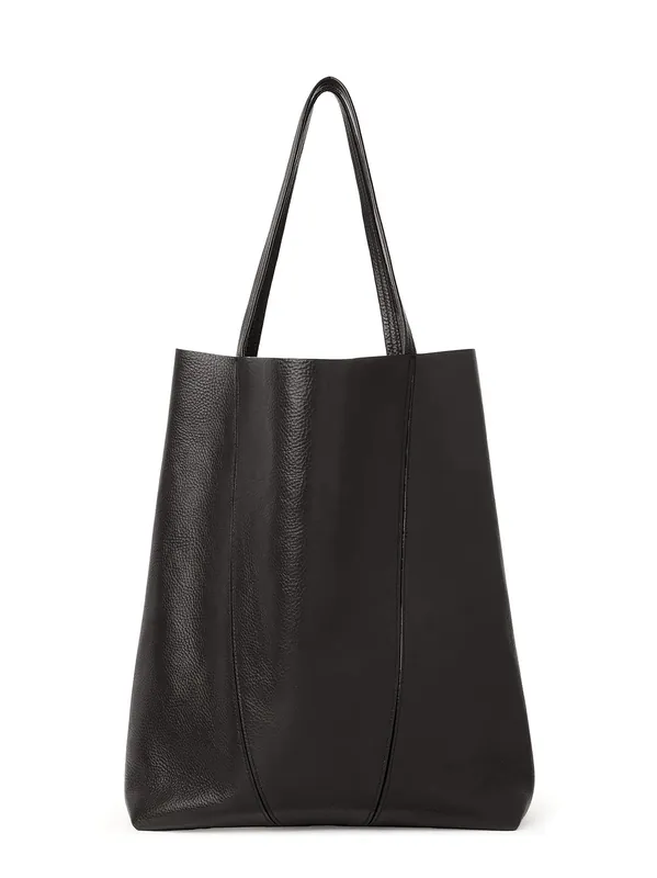 Spin Leather Shoulder Bag With Lettering Logo On The Front - Chloé