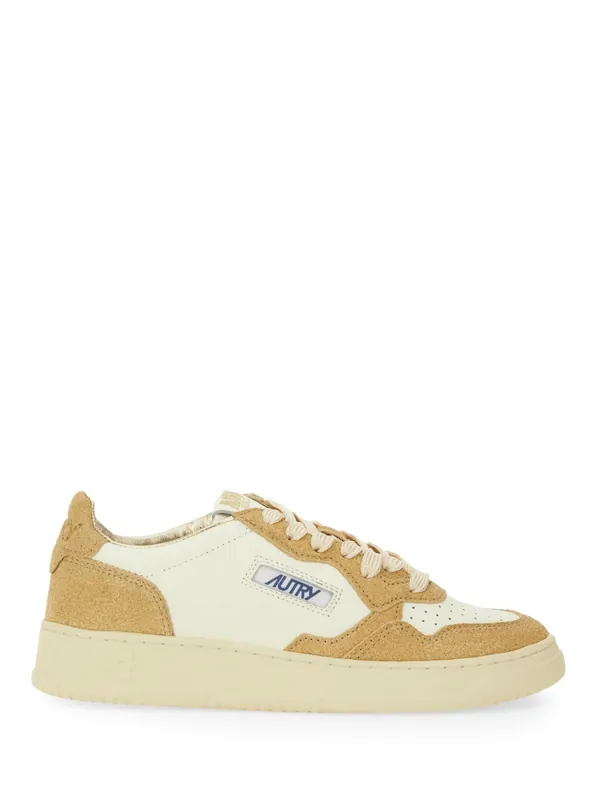 "Medalist Low" Sneaker - Autry