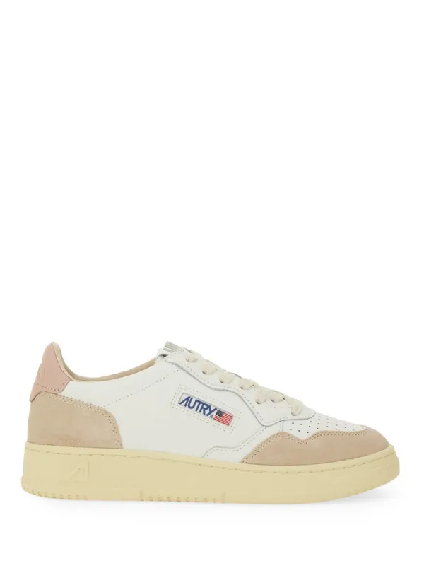 "Medalist Low" Sneaker - Autry