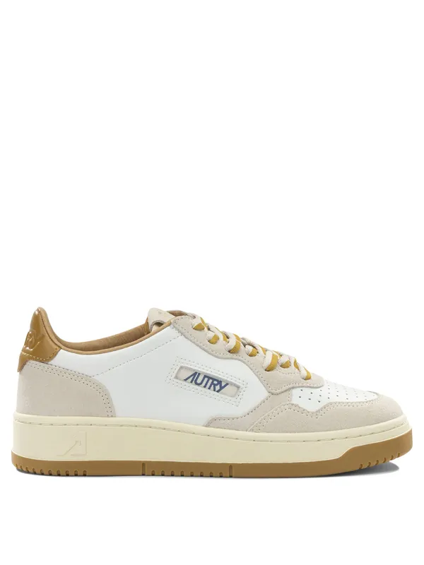 Medalist Low Sneakers & Slip-On Beige