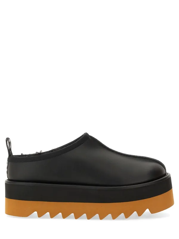 "Sneak-Elyse" Slipper