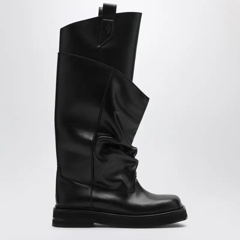 Black Leather La Passeggiata Boots - The Attico