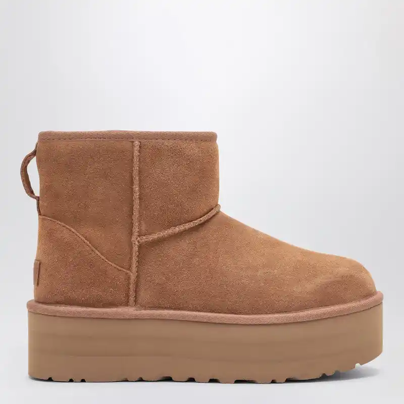 Classic Mini Platform Boots In Chestnut - UGG