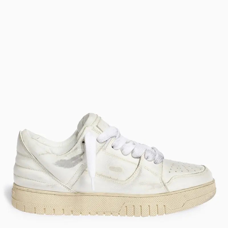 Vintage Dirty White Sneakers - 1989 Studio