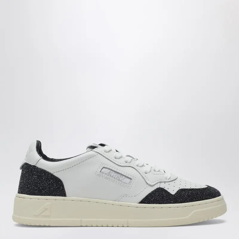 Medalist Low Sneakers In White And Black Leather With Glitter - Autry